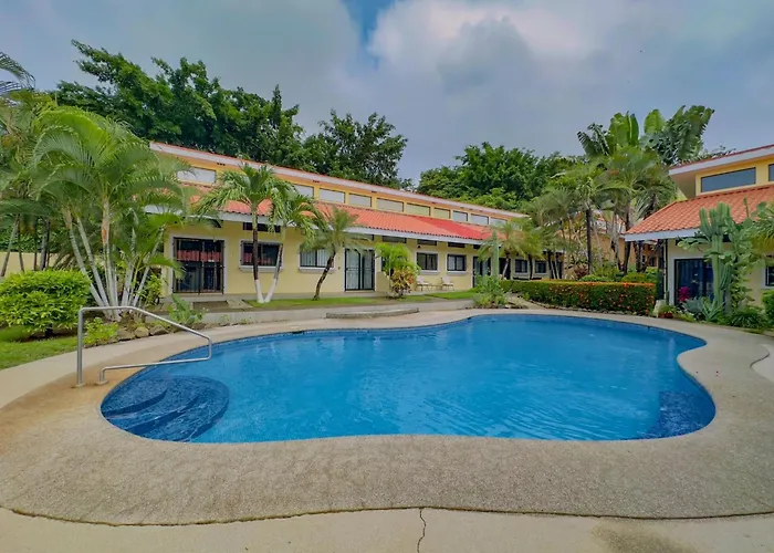 Apartment Sea Bird #2 1 Bed 2 Bath Charming Loft In Palm